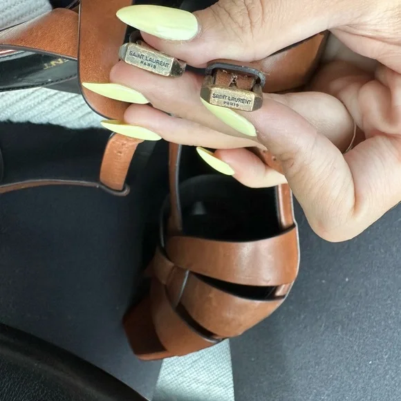 Yves Saint Laurent Tribute woven leather sandals - Picture 10 of 11